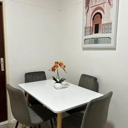 Stilvolle Stadtwohnung In #3 Appartement *